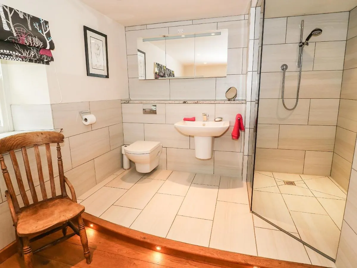 Bay Horse Cottage Skipton 0*,